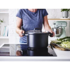 BK Flow Cool Black RVS Soeppan Ø24 Cm -Thuis Keuken 101 2478 3 1