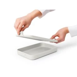 Brabantia Make & Take Lunchbox Plat Lichtgrijs 9 Brabantia Make & Take Lunchbox Plat Lichtgrijs -Thuis Keuken 102 2841 3 1