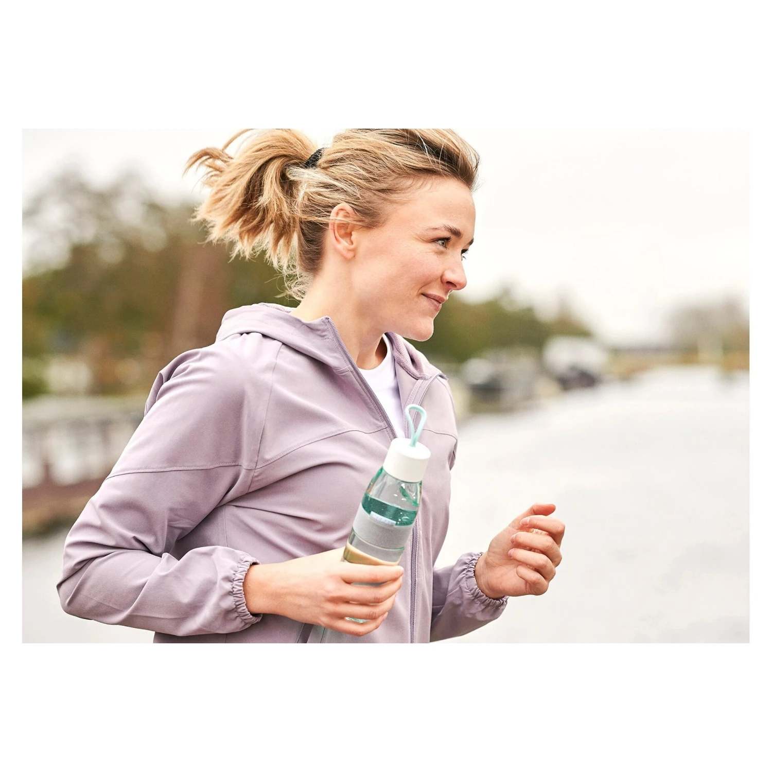 Mepal Ellipse Waterfles 0,7 L Nordic Green 6 Mepal Ellipse Waterfles 0,7 L Nordic Green - Afbeelding 4