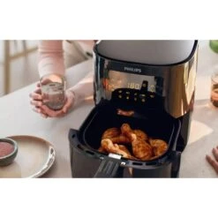 Philips Essential Airfryer HD9252/70 -Thuis Keuken 212 9252 8 1